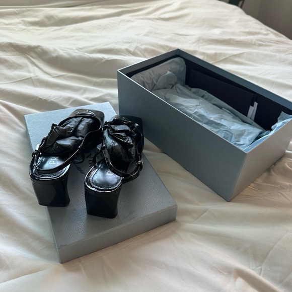 Prada sling backs - Picture 4 of 5